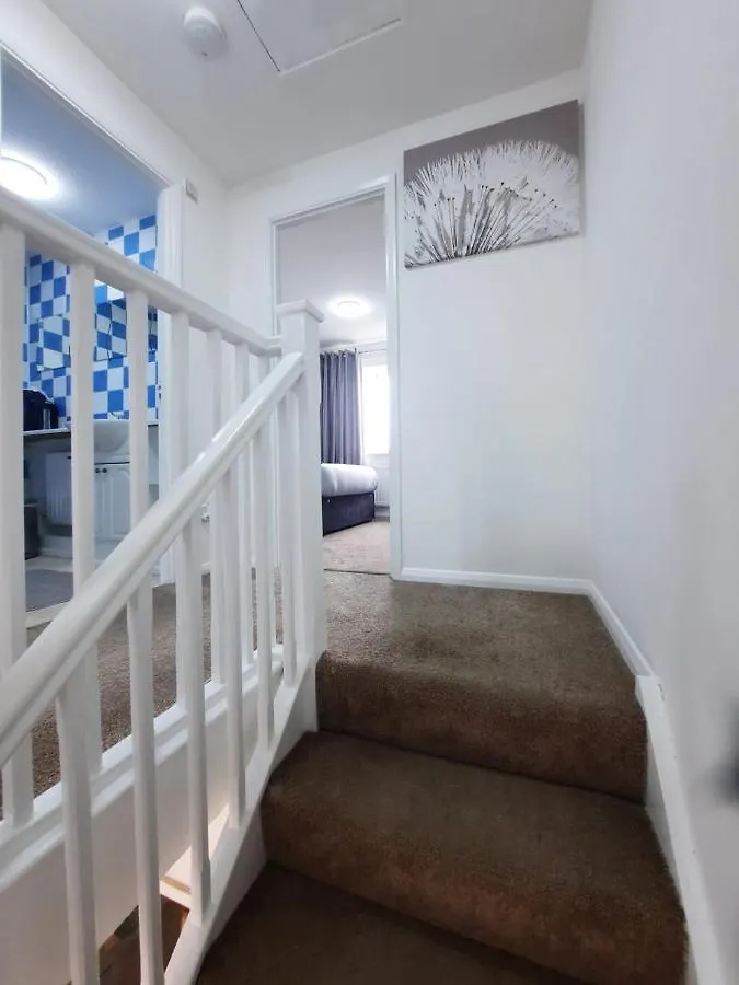 Two Bedroom Luxury House Thamesmead  Thamesmead (Greater London)