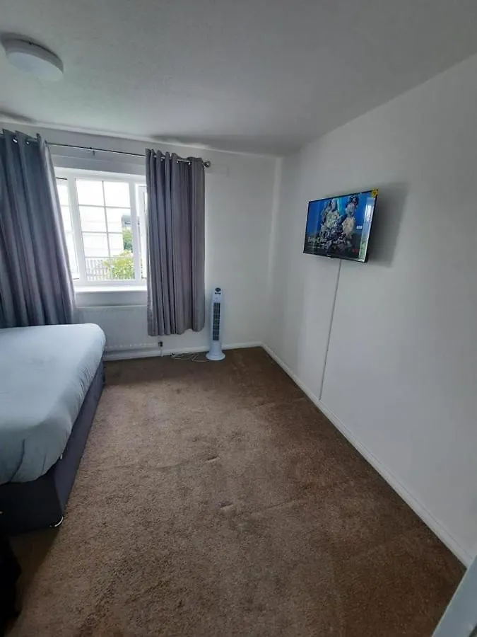Apartment Two Bedroom Luxury House Thamesmead