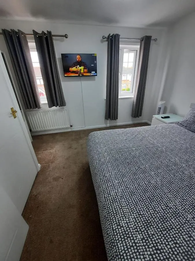 Apartment Two Bedroom Luxury House Thamesmead